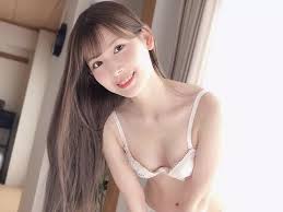 明里紬.jpg 明里紬.jpg