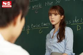 三上悠亚作品2.jpg 三上悠亚作品2.jpg